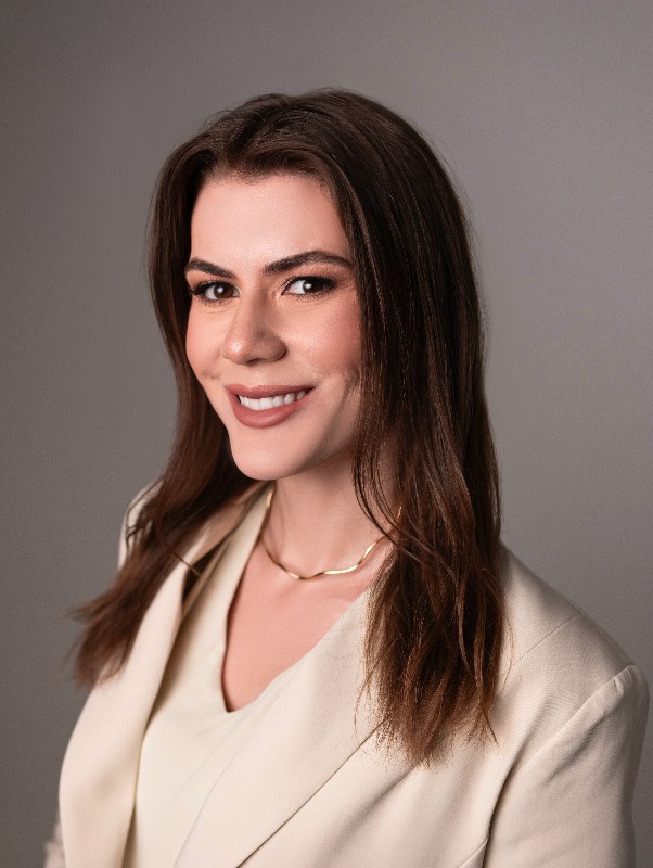 Dra. Patrícia
