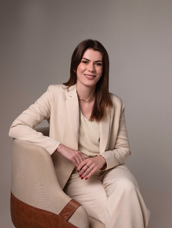 Dra. Patrícia